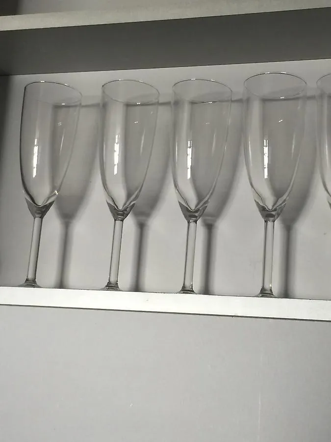 Sky Night Serviced Apartments Cardiff 0*,